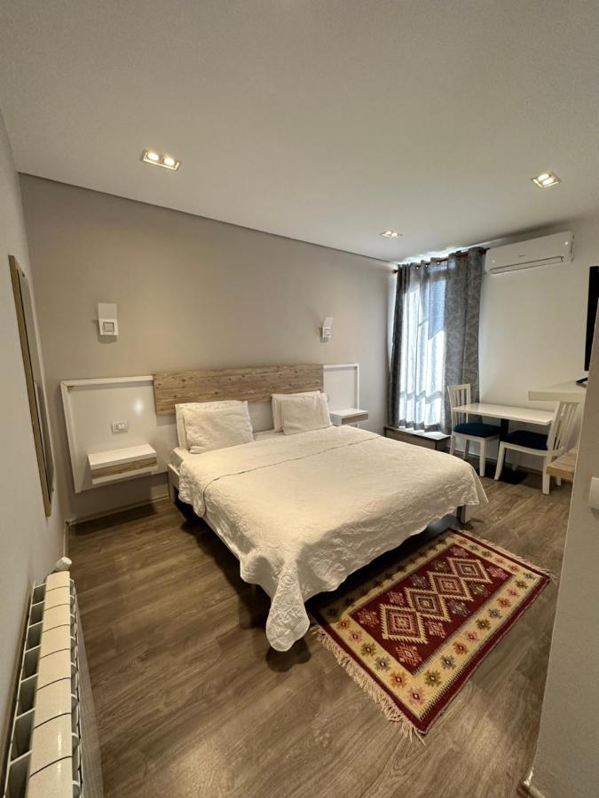 Hotel Gjallica Kukes Bagian luar foto