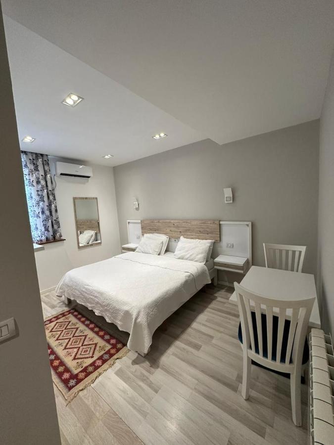 Hotel Gjallica Kukes Bagian luar foto