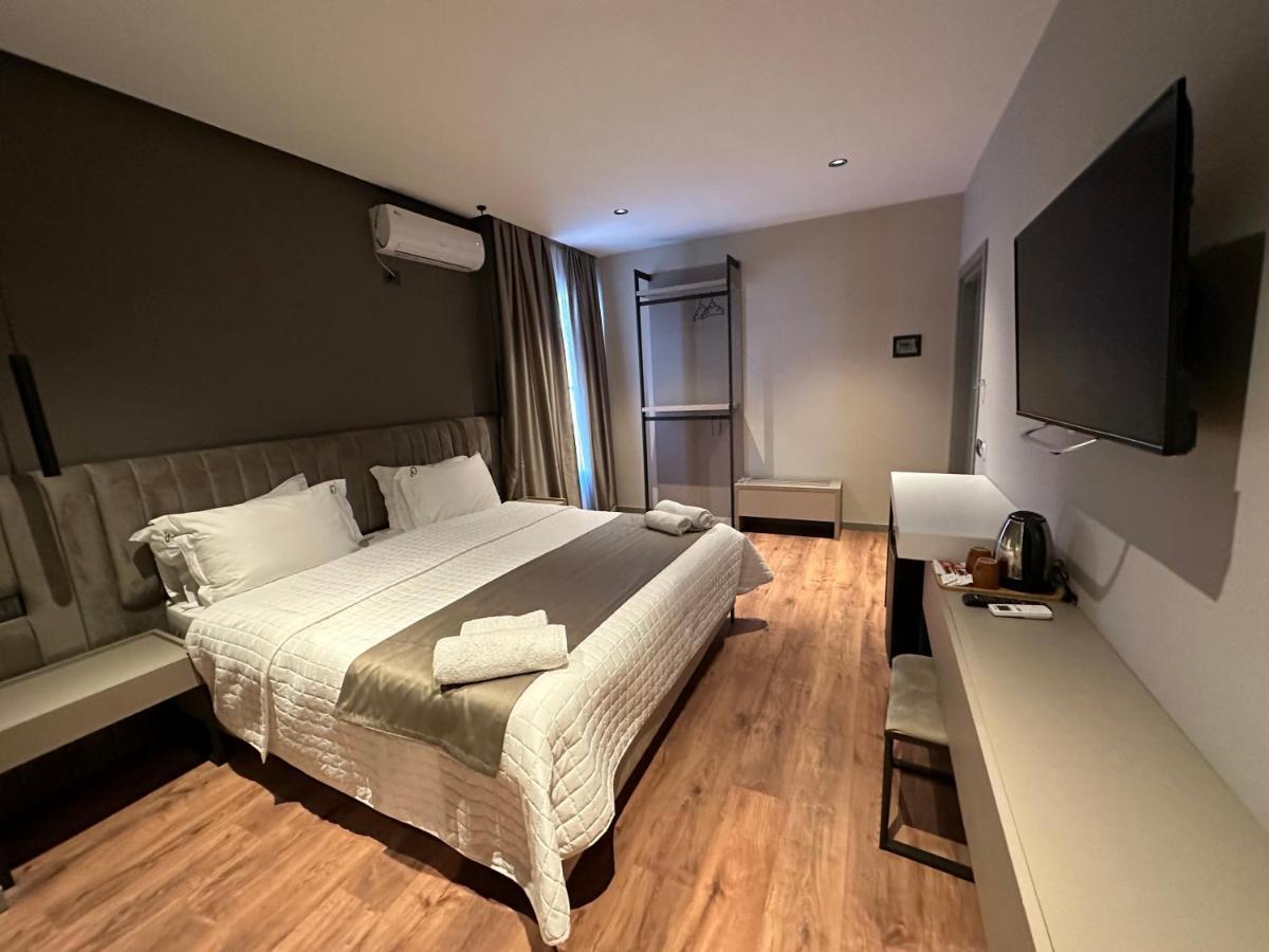 Hotel Gjallica Kukes Bagian luar foto