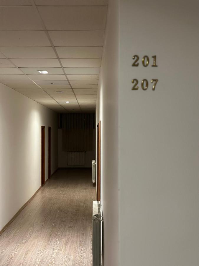 Hotel Gjallica Kukes Bagian luar foto
