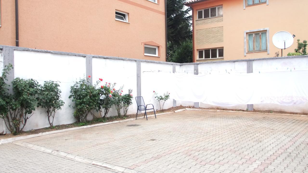 Hotel Gjallica Kukes Bagian luar foto